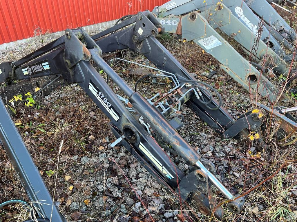 Reservdelar / Parts till Trima 1790 - مغراف أمامي للجرار: صورة 1 Reservdelar / Parts till Trima 1790 - مغراف أمامي للجرار: صورة 1