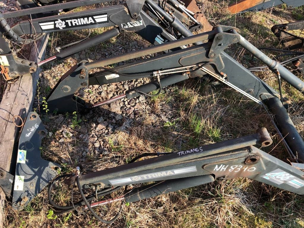 Reservdelar / Parts till Trima 465 B - مغراف أمامي للجرار: صورة 1 Reservdelar / Parts till Trima 465 B - مغراف أمامي للجرار: صورة 1