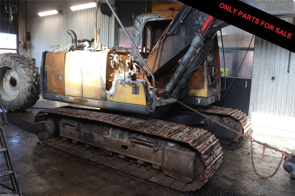 Volvo EC 140 B Dismantled. Only spare parts - حفار زاحف: صورة 1 Volvo EC 140 B Dismantled. Only spare parts - حفار زاحف: صورة 1