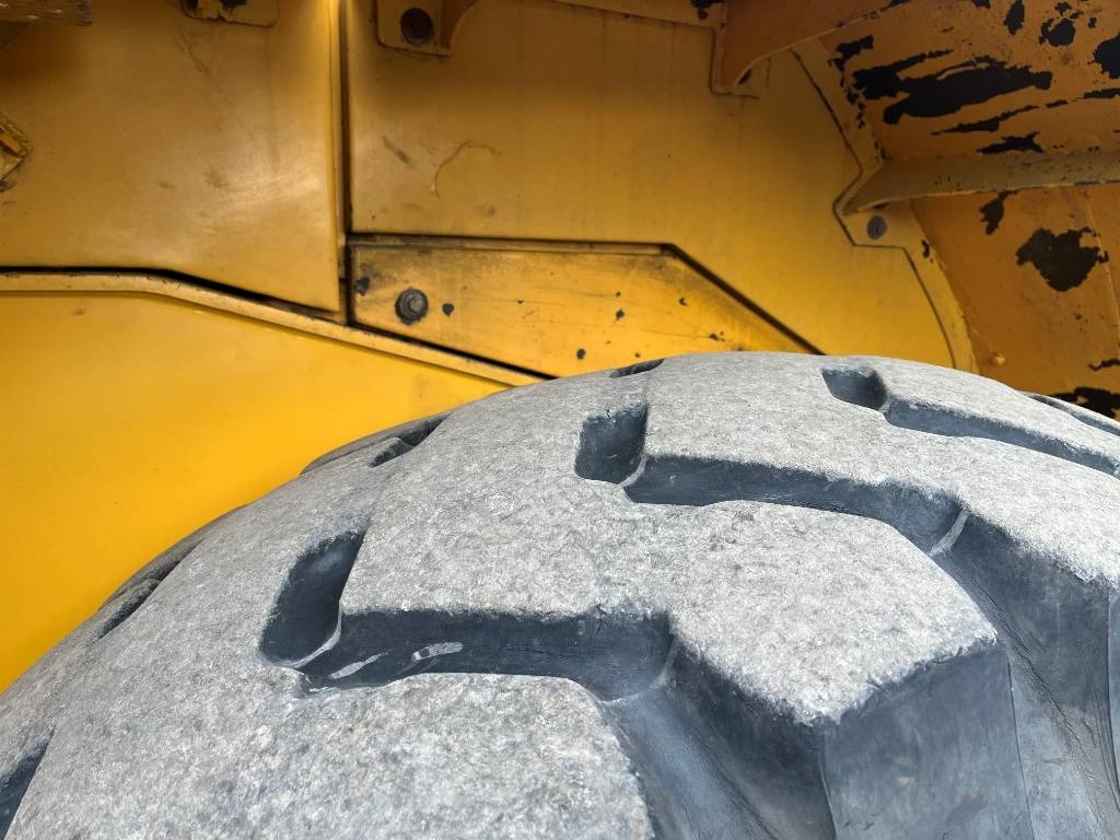 اللودر بعجل Volvo L 120 E: صورة 11