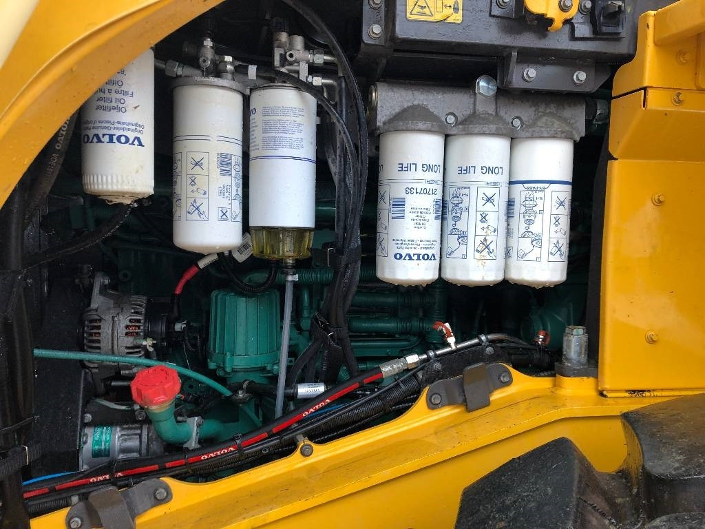 Volvo L 150 H Dismantled: only spare parts - اللودر بعجل: صورة 2 Volvo L 150 H Dismantled: only spare parts - اللودر بعجل: صورة 2