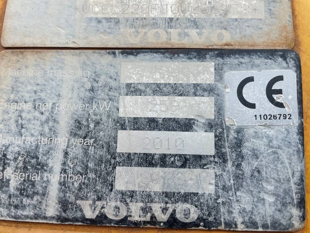 Volvo L 220 F Dismantled: only spare parts - اللودر بعجل: صورة 5 Volvo L 220 F Dismantled: only spare parts - اللودر بعجل: صورة 5