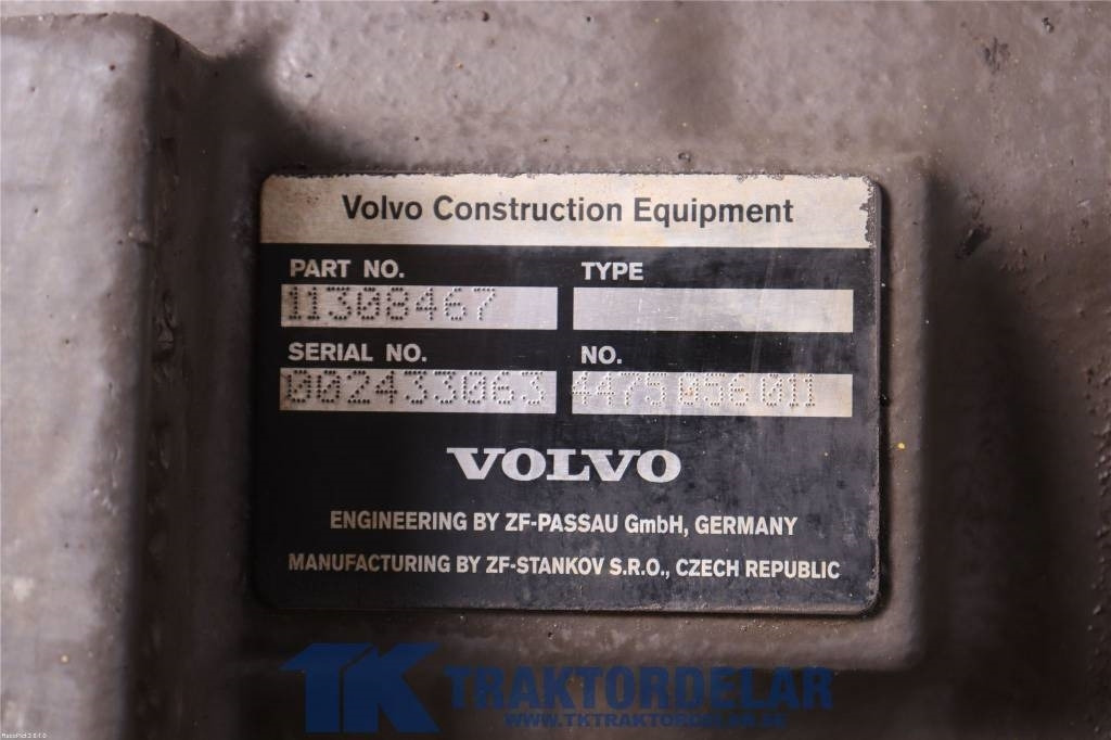 Volvo L 45 G bakvagn - المحور و قطع الغيار - آلات الإنشاء: صورة 3 Volvo L 45 G bakvagn - المحور و قطع الغيار - آلات الإنشاء: صورة 3