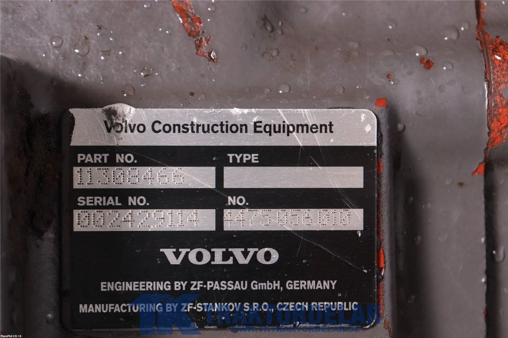 Volvo L 45 G - المحور و قطع الغيار - آلات الإنشاء: صورة 3 Volvo L 45 G - المحور و قطع الغيار - آلات الإنشاء: صورة 3
