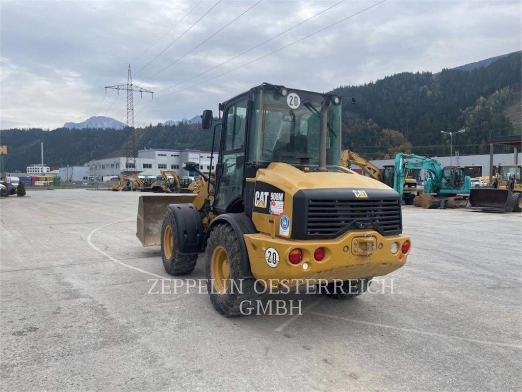 CAT 908M - اللودر بعجل: صورة 4 CAT 908M - اللودر بعجل: صورة 4