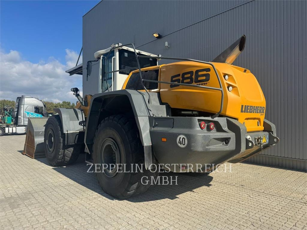 Liebherr L586 - اللودر بعجل: صورة 4 Liebherr L586 - اللودر بعجل: صورة 4