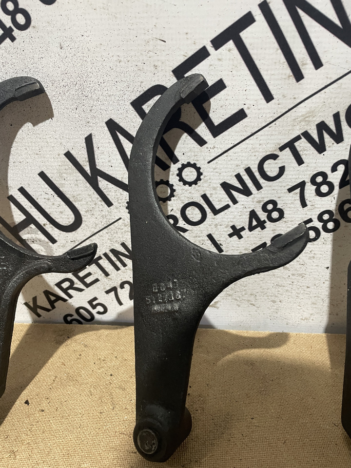 Fiat Agri 70-90, 90, 93, 94 - widełki - قطع الغيار - آلات زراعية: صورة 3 Fiat Agri 70-90, 90, 93, 94 - widełki - قطع الغيار - آلات زراعية: صورة 3