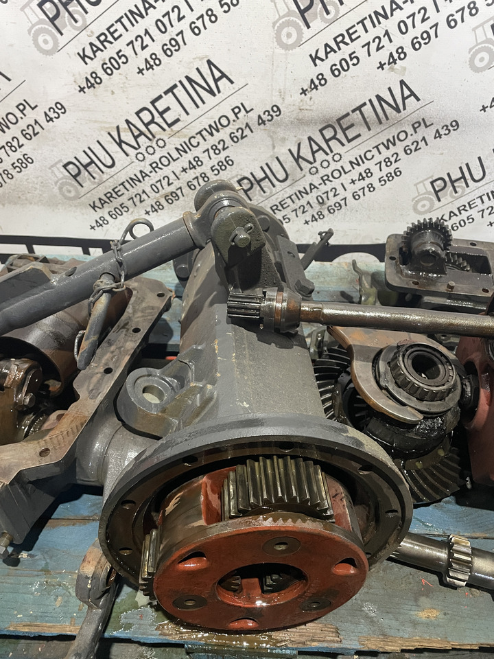 Fiat Agri 70-90, 90, 93, 94 - zwolnica - محرك السفر - آلات زراعية: صورة 1 Fiat Agri 70-90, 90, 93, 94 - zwolnica - محرك السفر - آلات زراعية: صورة 1