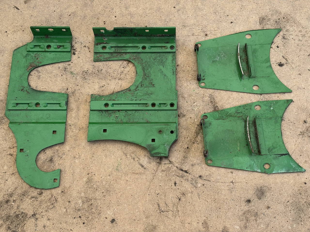 John Deere 8600 Obudowa Osłona Metalowa Owiewka - هيكل السيارة الخارجية - آلات زراعية: صورة 1 John Deere 8600 Obudowa Osłona Metalowa Owiewka - هيكل السيارة الخارجية - آلات زراعية: صورة 1