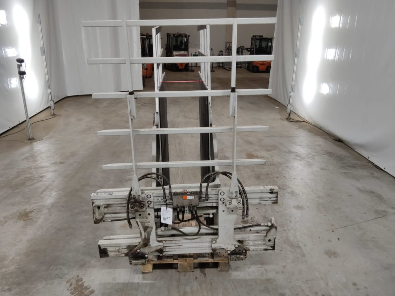 Cascade Bale clamp FEM3 - ملحق - معدات المناولة: صورة 3 Cascade Bale clamp FEM3 - ملحق - معدات المناولة: صورة 3