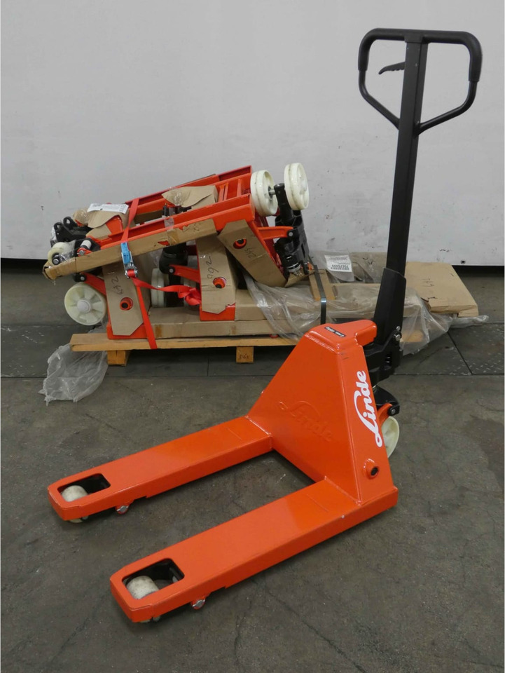 Linde 3x HPTM15/565mm - شاحنة نقل الطبالي: صورة 1 Linde 3x HPTM15/565mm - شاحنة نقل الطبالي: صورة 1