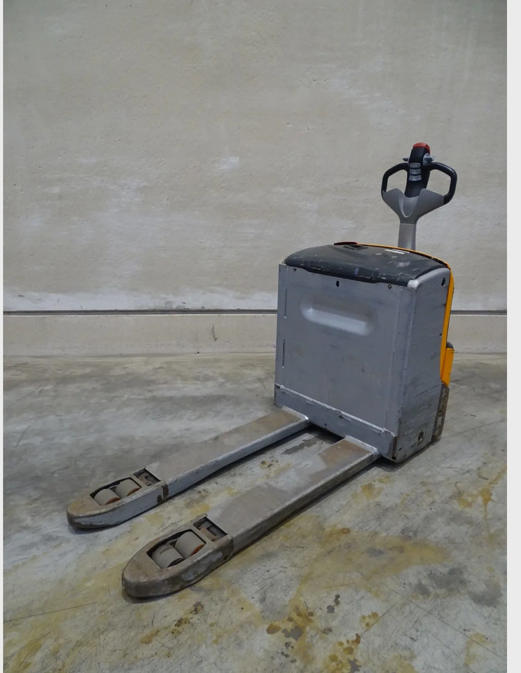 STILL EXU18 - شاحنة نقل الطبالي: صورة 1 STILL EXU18 - شاحنة نقل الطبالي: صورة 1