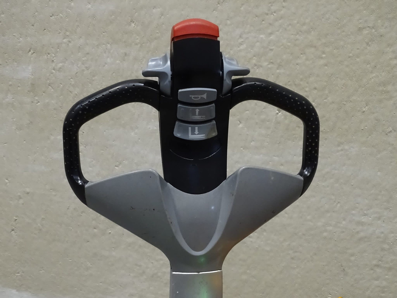 STILL EXU18 - شاحنة نقل الطبالي: صورة 4 STILL EXU18 - شاحنة نقل الطبالي: صورة 4