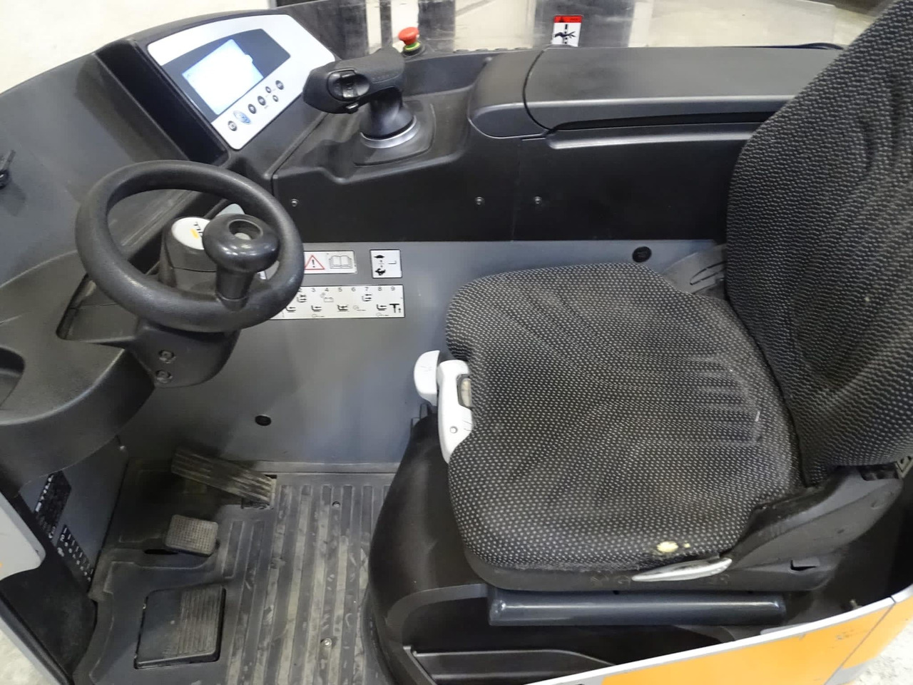 STILL FM-X10 - رافعة شوكية للوصول للأماكن الضيقة: صورة 3 STILL FM-X10 - رافعة شوكية للوصول للأماكن الضيقة: صورة 3