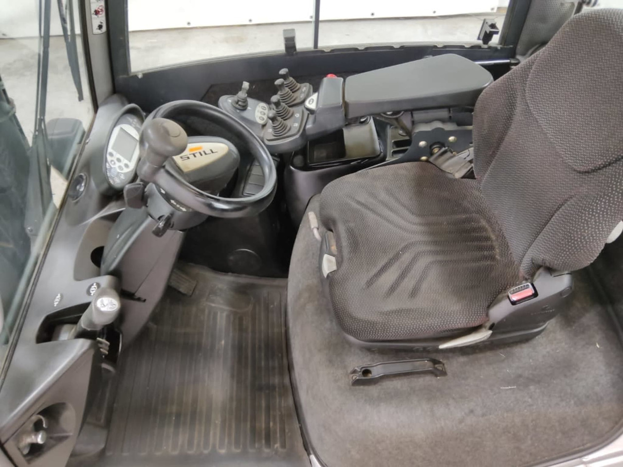 STILL RX70-25 - رافعة شوكية ديزل: صورة 3 STILL RX70-25 - رافعة شوكية ديزل: صورة 3