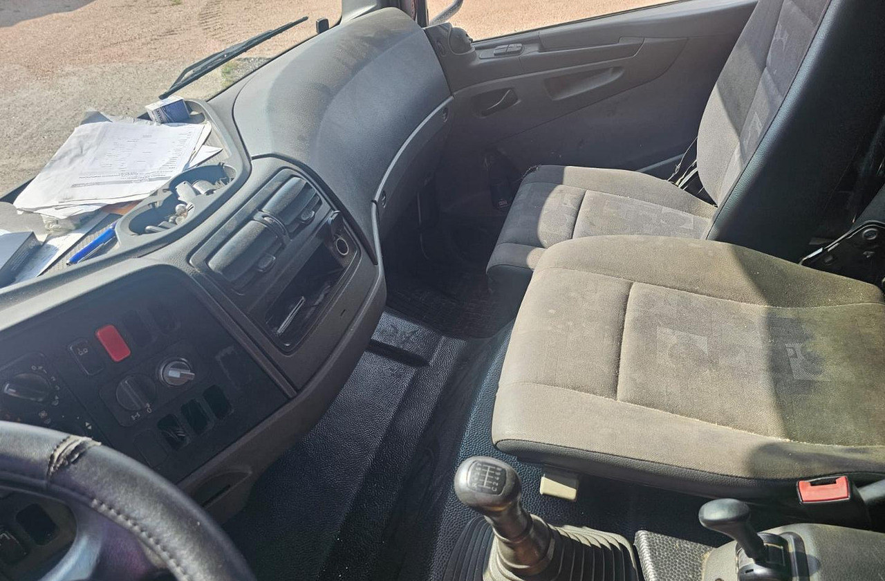 Pianale Mercedes AXOR 2533 - شاحنة سحب: صورة 5 Pianale Mercedes AXOR 2533 - شاحنة سحب: صورة 5