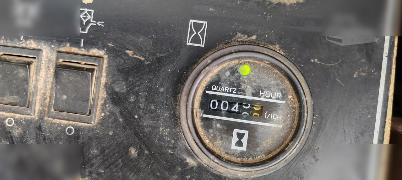 1998 ATLAS COPCO CDH831C - معدات حفر: صورة 2 1998 ATLAS COPCO CDH831C - معدات حفر: صورة 2