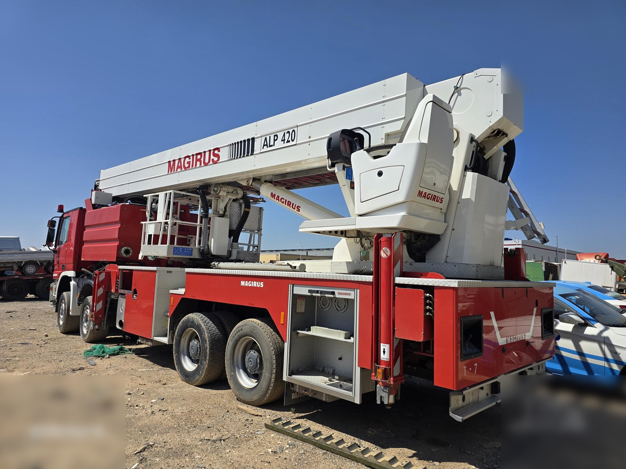 2011 MERCEDES-BENZ ACTROS 4140 - منصة محمولة مثبتة على الشاحنة: صورة 2 2011 MERCEDES-BENZ ACTROS 4140 - منصة محمولة مثبتة على الشاحنة: صورة 2