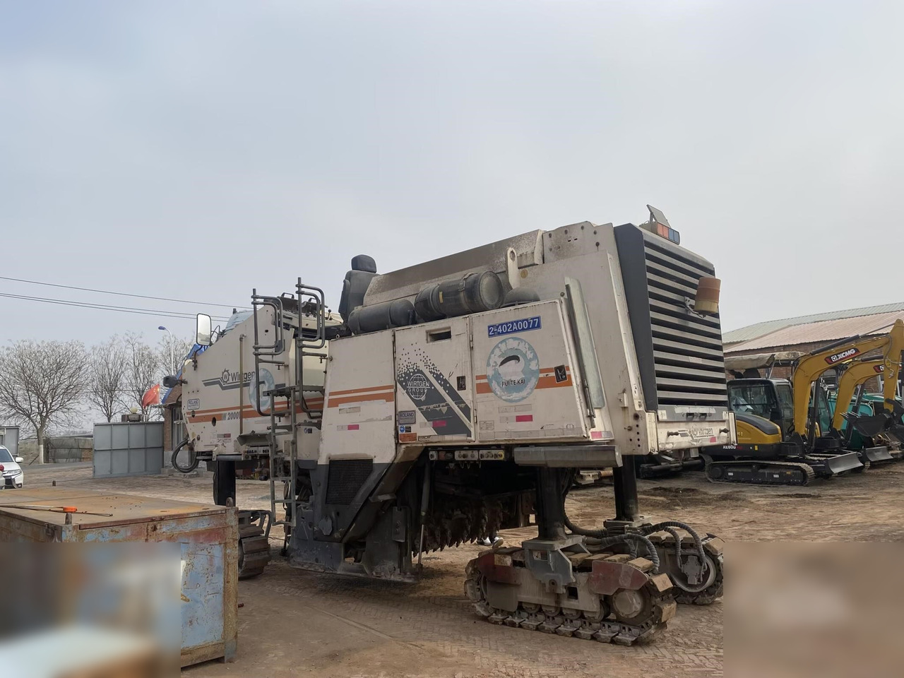 2013 WIRTGEN W2000 - ماكينة الكشط على البارد: صورة 1 2013 WIRTGEN W2000 - ماكينة الكشط على البارد: صورة 1