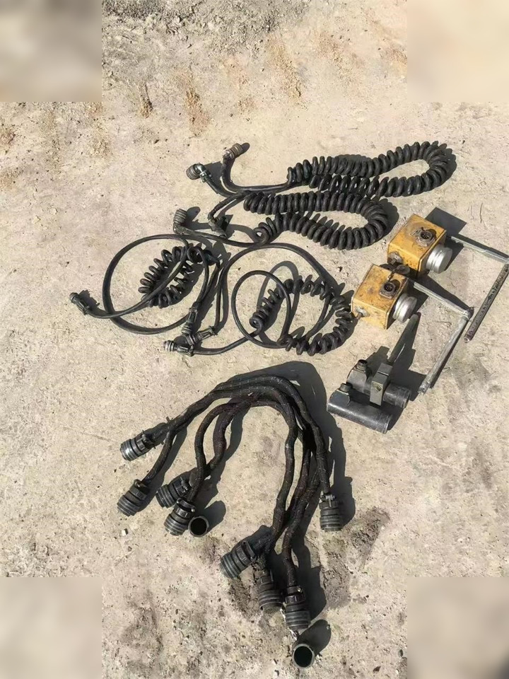 2017 CATERPILLAR AP-655F - راصف أسفلت: صورة 4 2017 CATERPILLAR AP-655F - راصف أسفلت: صورة 4