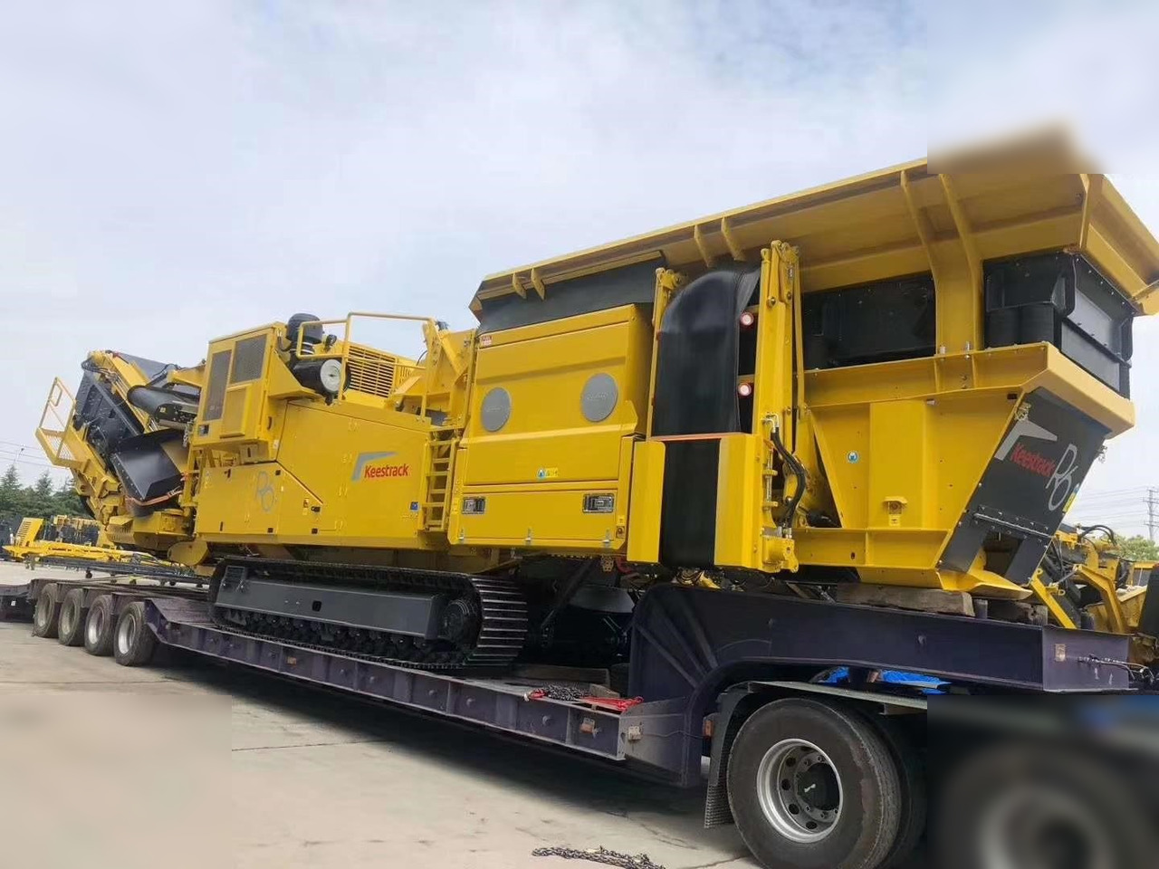 2025 KEESTRACK R6 - كسارة التصادمية: صورة 2 2025 KEESTRACK R6 - كسارة التصادمية: صورة 2