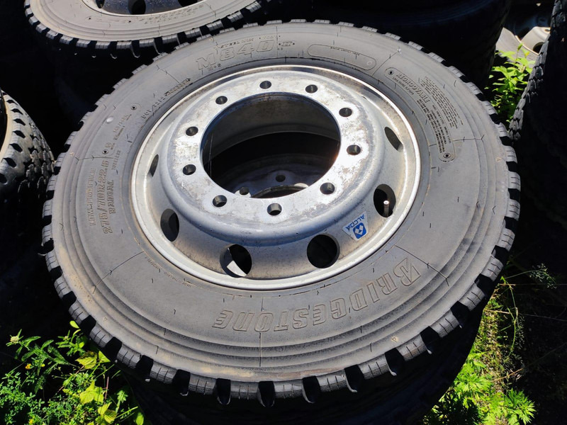 Bridgestone wheels 275/70 R22,5 on Alcoa aluminum rims - إطارات - شاحنة: صورة 2 Bridgestone wheels 275/70 R22,5 on Alcoa aluminum rims - إطارات - شاحنة: صورة 2