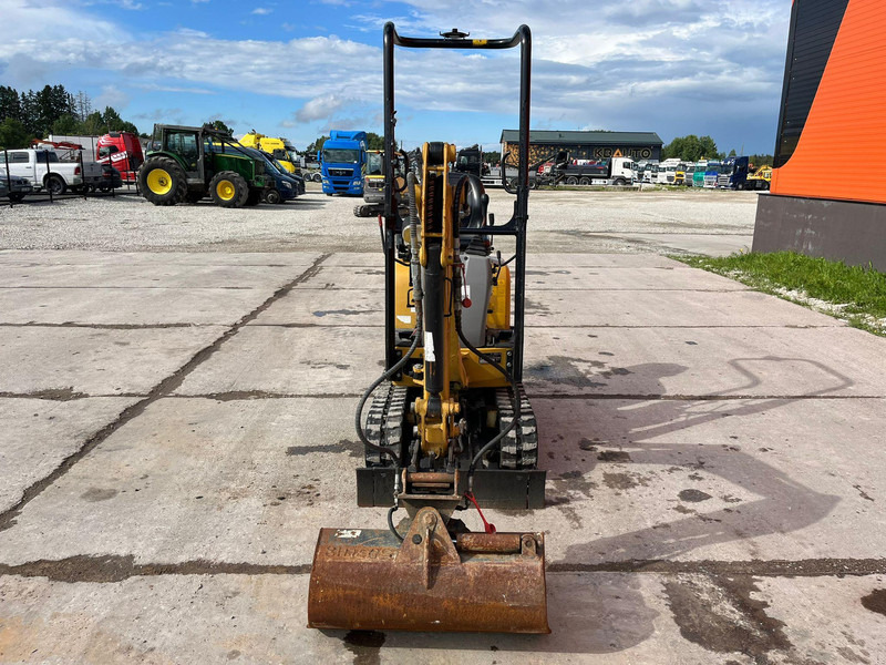 Caterpillar 300.9 D TILT / 3 BUCKETS - حفار صغير: صورة 3 Caterpillar 300.9 D TILT / 3 BUCKETS - حفار صغير: صورة 3