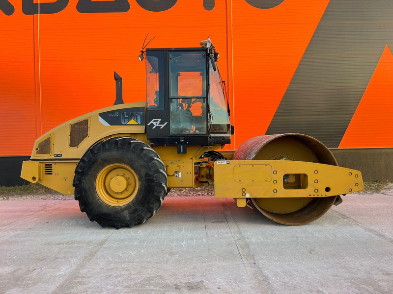 Caterpillar CS 56 3D Trimble DCM300G / AC - مدحلة: صورة 5 Caterpillar CS 56 3D Trimble DCM300G / AC - مدحلة: صورة 5
