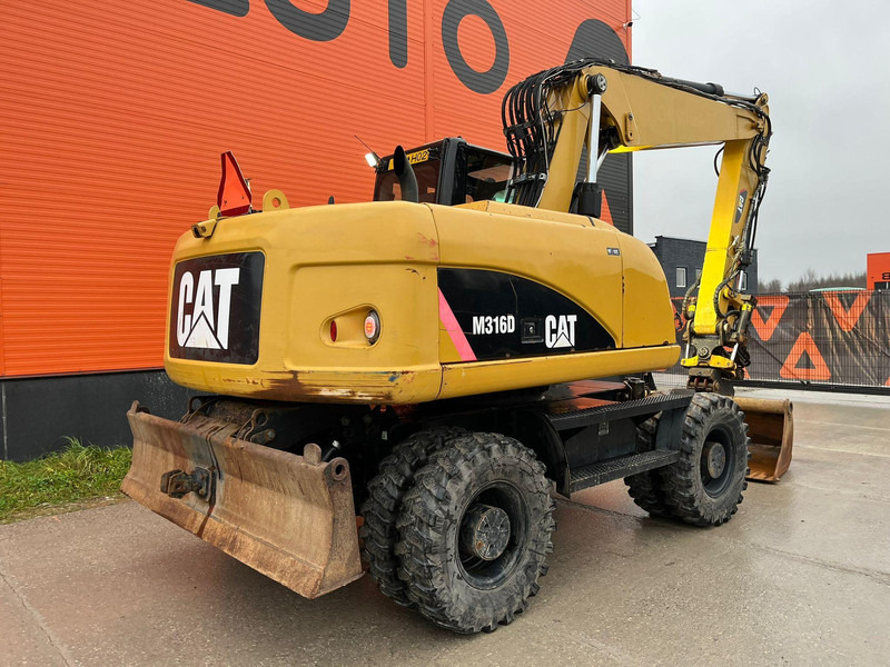 Caterpillar M316D / ROTOTILT/ AC / CENTRAL LUBRICATION / + EXTRA BUCKET - حفار ذو عجلات: صورة 5 Caterpillar M316D / ROTOTILT/ AC / CENTRAL LUBRICATION / + EXTRA BUCKET - حفار ذو عجلات: صورة 5