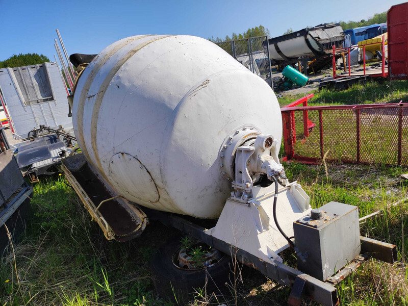 Concrete MIXER FOR TRUCK / BETOONIMIKSER - قطع الغيار - شاحنة: صورة 2 Concrete MIXER FOR TRUCK / BETOONIMIKSER - قطع الغيار - شاحنة: صورة 2