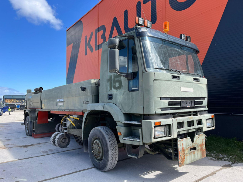 Iveco Fresia F 2000 4x4 SNOW PLOW / BROOM / BLOWER - سياره كنس شوارع: صورة 4 Iveco Fresia F 2000 4x4 SNOW PLOW / BROOM / BLOWER - سياره كنس شوارع: صورة 4