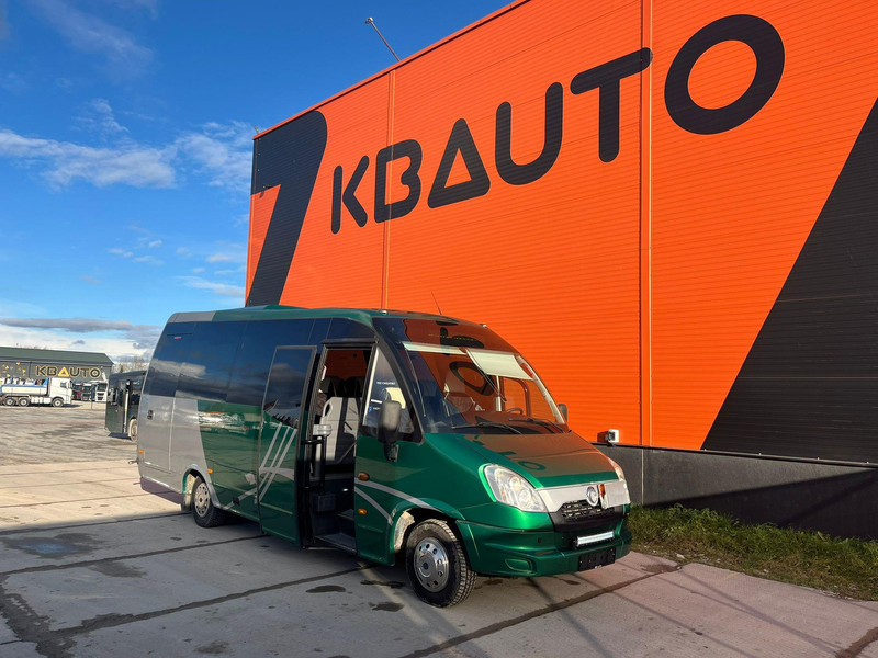 Iveco Indcar Wing 4x2 23 SEATS / AC / WEBASTO - حافلة صغيرة, ميكروباص: صورة 1 Iveco Indcar Wing 4x2 23 SEATS / AC / WEBASTO - حافلة صغيرة, ميكروباص: صورة 1