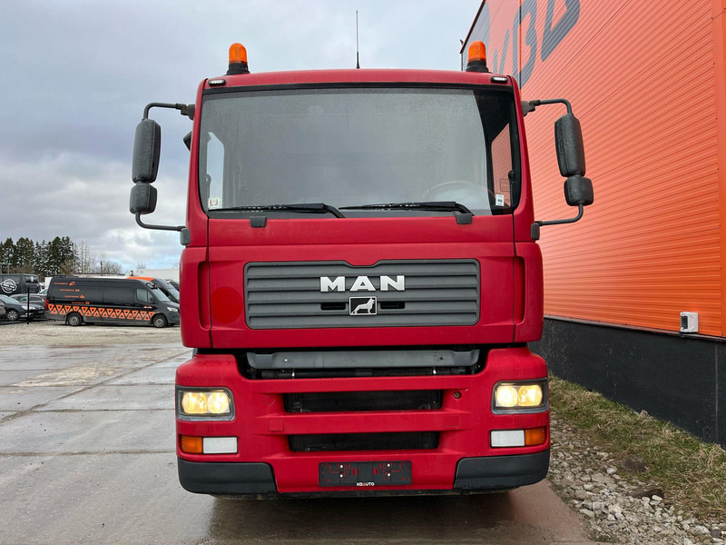 MAN TGA 26.360 6X2 Schäfer SRH 10000 / 3105 hours - شاحنة صهريج: صورة 2 MAN TGA 26.360 6X2 Schäfer SRH 10000 / 3105 hours - شاحنة صهريج: صورة 2
