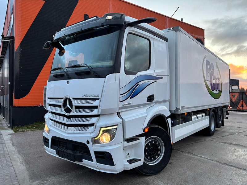 Mercedes-Benz Actros 2848 6x2*4 MITSUBISHI TU1250 MT / BOX L=7551 mm - شاحنة ذات مبرد: صورة 2 Mercedes-Benz Actros 2848 6x2*4 MITSUBISHI TU1250 MT / BOX L=7551 mm - شاحنة ذات مبرد: صورة 2