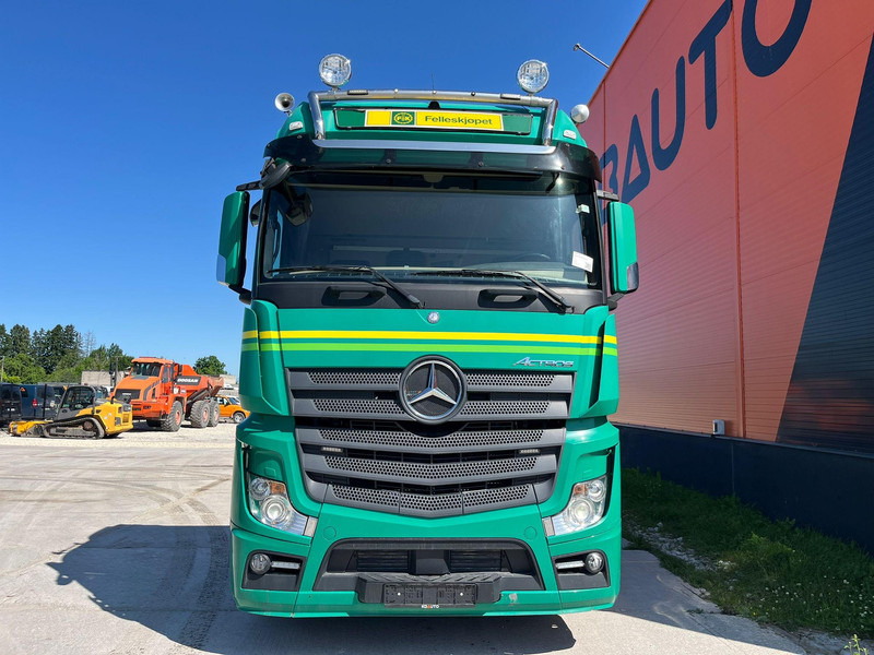 Mercedes-Benz Actros 3563 8x4*4 RETARDER / CHASSIS L=7358 mm - شاحنة بهيكل معدني للمقصورة: صورة 2 Mercedes-Benz Actros 3563 8x4*4 RETARDER / CHASSIS L=7358 mm - شاحنة بهيكل معدني للمقصورة: صورة 2