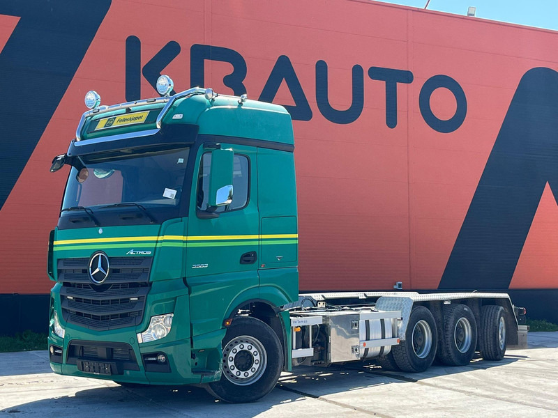Mercedes-Benz Actros 3563 8x4*4 RETARDER / CHASSIS L=7358 mm - شاحنة بهيكل معدني للمقصورة: صورة 1 Mercedes-Benz Actros 3563 8x4*4 RETARDER / CHASSIS L=7358 mm - شاحنة بهيكل معدني للمقصورة: صورة 1