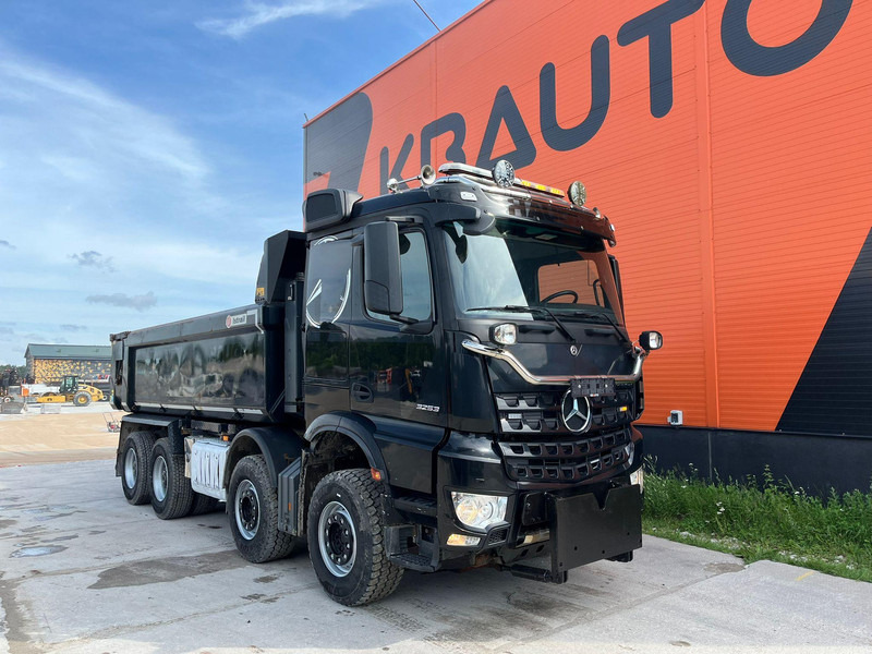 Mercedes-Benz Arocs 3253 8x4 2019 - شاحنة قلاب: صورة 4 Mercedes-Benz Arocs 3253 8x4 2019 - شاحنة قلاب: صورة 4
