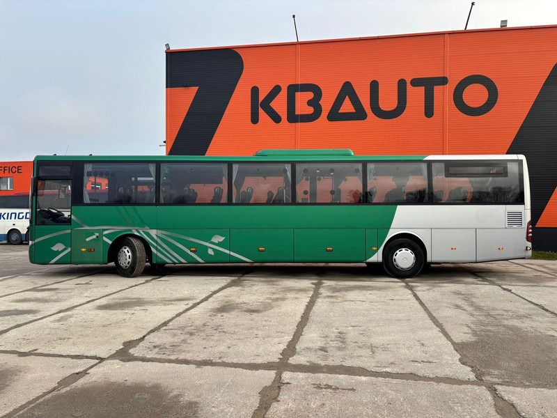 Mercedes-Benz Integro M 4x2 49 SEATS / AC / WC / WHEELCHAIR LIFT - حافلة الضواحي: صورة 4 Mercedes-Benz Integro M 4x2 49 SEATS / AC / WC / WHEELCHAIR LIFT - حافلة الضواحي: صورة 4