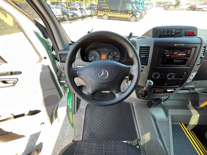 تأجير Mercedes-Benz Sprinter 516 CDI 19 + 1 SEATS Mercedes-Benz Sprinter 516 CDI 19 + 1 SEATS: صورة 10 تأجير Mercedes-Benz Sprinter 516 CDI 19 + 1 SEATS Mercedes-Benz Sprinter 516 CDI 19 + 1 SEATS: صورة 10