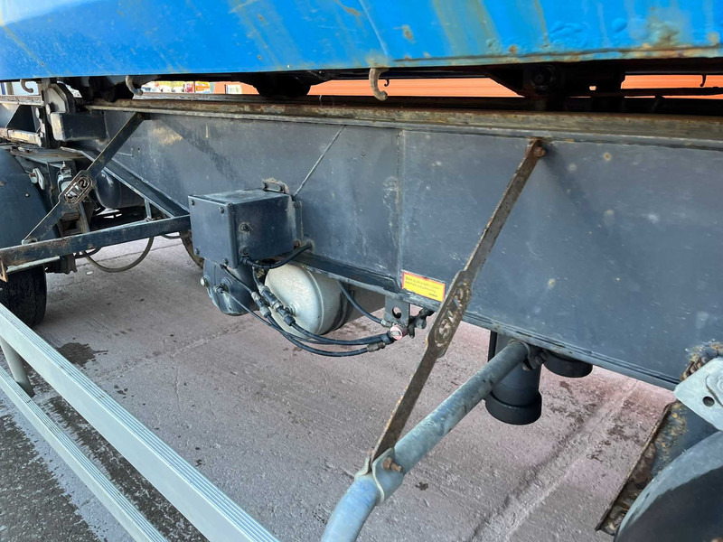 مقطورة قلابة SLP 3-8200-KS BOX L=6100 mm: صورة 15 مقطورة قلابة SLP 3-8200-KS BOX L=6100 mm: صورة 15