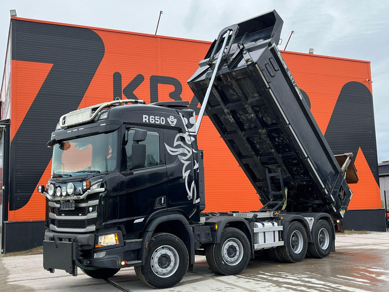 Scania R 650 8x4 FRONT PLOW EQUIPMENT / FULL STEEL / HUB REDUCTION / WEBASTO - شاحنة قلاب: صورة 3 Scania R 650 8x4 FRONT PLOW EQUIPMENT / FULL STEEL / HUB REDUCTION / WEBASTO - شاحنة قلاب: صورة 3