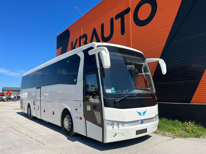 Temsa HD 12 4x2 50+1 SEATS / AC / AUXILIARY HEATING / WC / KITCHEN / 12 v etc. - حافلة نقل لمسافات طويلة: صورة 1 Temsa HD 12 4x2 50+1 SEATS / AC / AUXILIARY HEATING / WC / KITCHEN / 12 v etc. - حافلة نقل لمسافات طويلة: صورة 1