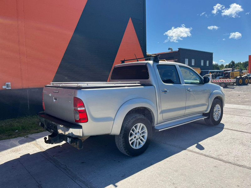 تأجير Toyota Hilux 4x4 Toyota Hilux 4x4: صورة 6