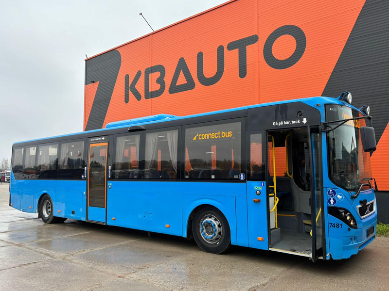 Volvo B7RLE 8900 4x2 48 SEATS / AC / AUXILIARY HEATER - حافلة الضواحي: صورة 1 Volvo B7RLE 8900 4x2 48 SEATS / AC / AUXILIARY HEATER - حافلة الضواحي: صورة 1