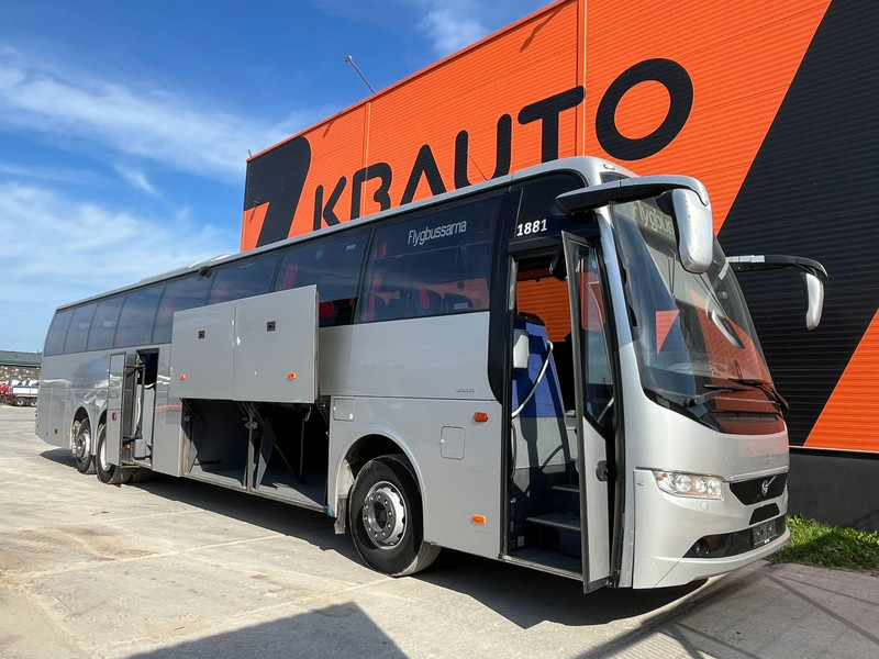 Volvo B8R 9700 H 6x2*4 61+1 SEATS / AC / AUXILIARY HEATER / WC - حافلة نقل لمسافات طويلة: صورة 1 Volvo B8R 9700 H 6x2*4 61+1 SEATS / AC / AUXILIARY HEATER / WC - حافلة نقل لمسافات طويلة: صورة 1