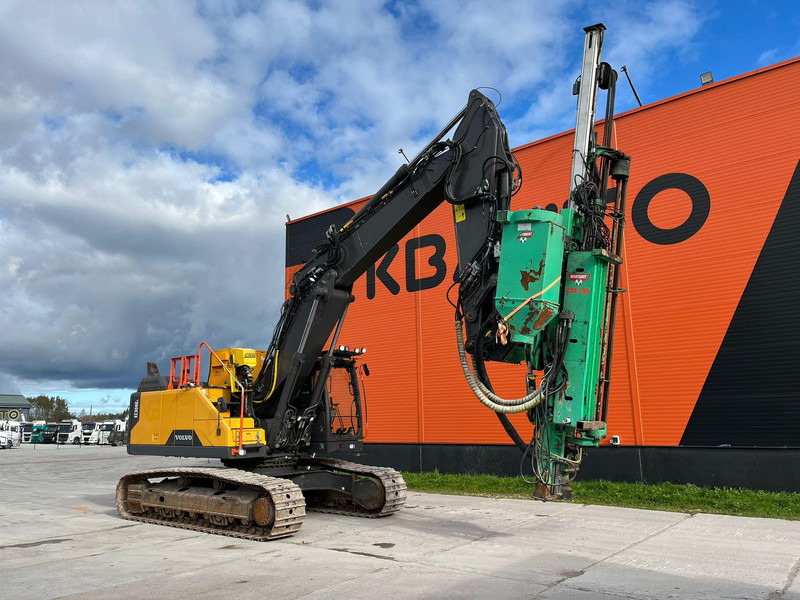 Volvo EC 300 E WITH MONTABERT CPA 295 DRILL PRICE 123900.- - حفار زاحف: صورة 3 Volvo EC 300 E WITH MONTABERT CPA 295 DRILL PRICE 123900.- - حفار زاحف: صورة 3