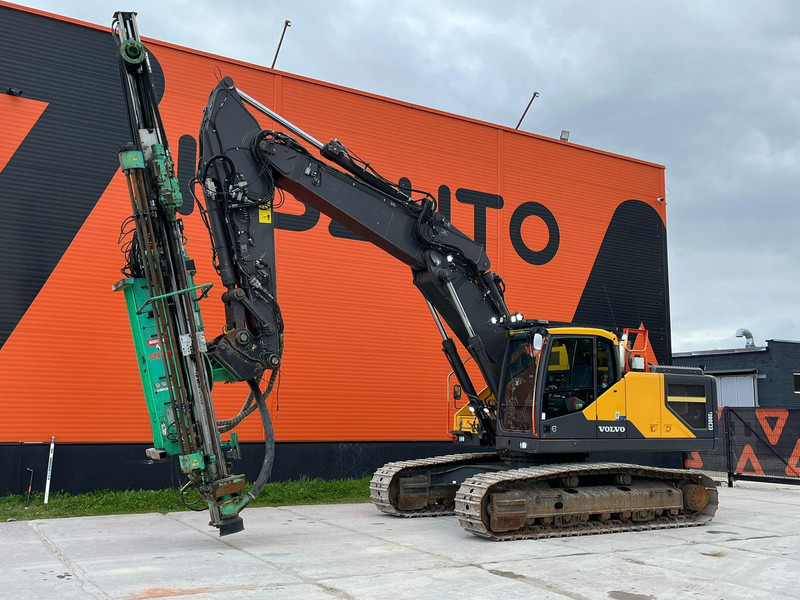 Volvo EC 300 E WITH MONTABERT CPA 295 DRILL PRICE 123900.- - حفار زاحف: صورة 1 Volvo EC 300 E WITH MONTABERT CPA 295 DRILL PRICE 123900.- - حفار زاحف: صورة 1