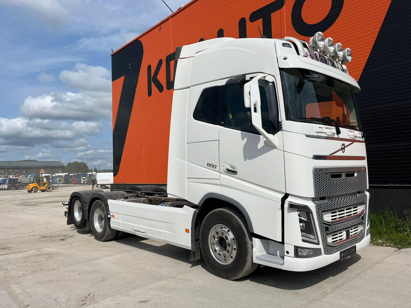 Volvo FH 16 650 6x2 9 TON FRONT AXLE / RETARDER / CHASSIS L=6100 mm - شاحنة بهيكل معدني للمقصورة: صورة 4 Volvo FH 16 650 6x2 9 TON FRONT AXLE / RETARDER / CHASSIS L=6100 mm - شاحنة بهيكل معدني للمقصورة: صورة 4