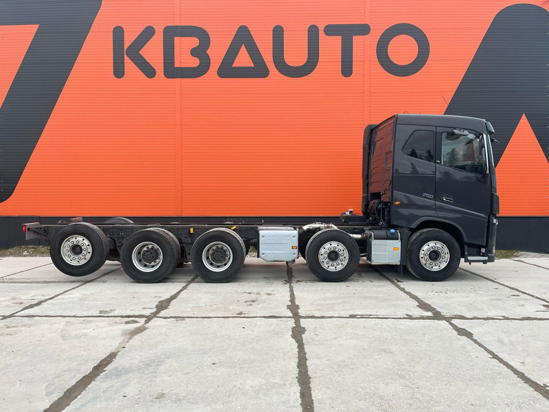 Volvo FH 16 750 10x4*6 GCW 100 ton / CHASSIS L=7350 mm - شاحنة بهيكل معدني للمقصورة: صورة 5 Volvo FH 16 750 10x4*6 GCW 100 ton / CHASSIS L=7350 mm - شاحنة بهيكل معدني للمقصورة: صورة 5