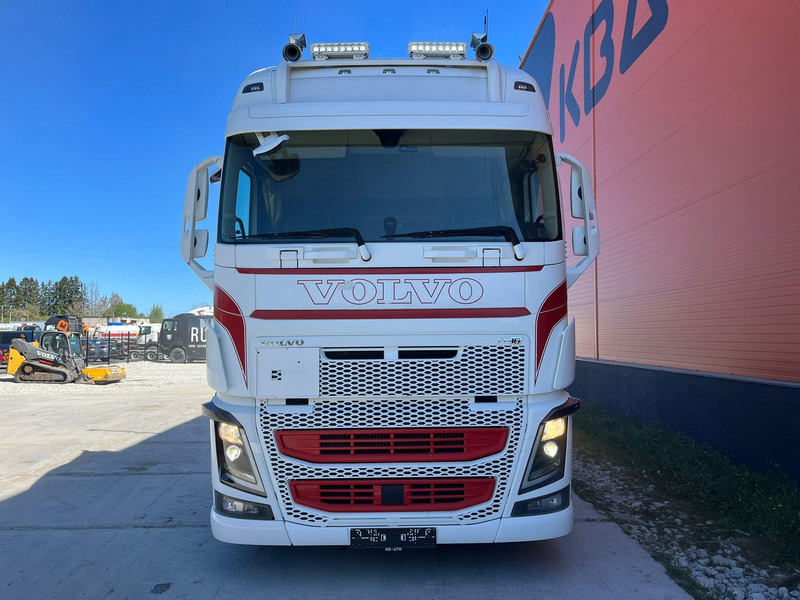 Volvo FH 16 750 6x2 RETARDER / HYDRAULICS / DOUBLE BOGIE / FULL AIR / ADR / GLOBE XL - مقطورة السحب: صورة 3 Volvo FH 16 750 6x2 RETARDER / HYDRAULICS / DOUBLE BOGIE / FULL AIR / ADR / GLOBE XL - مقطورة السحب: صورة 3